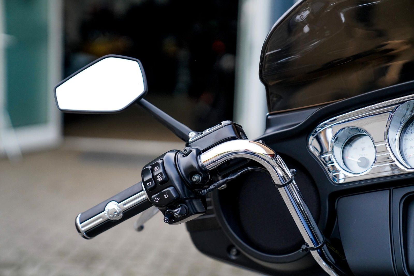 Fahrzeugabbildung Harley-Davidson FLHX Street Glide 103 cui - Jekill -