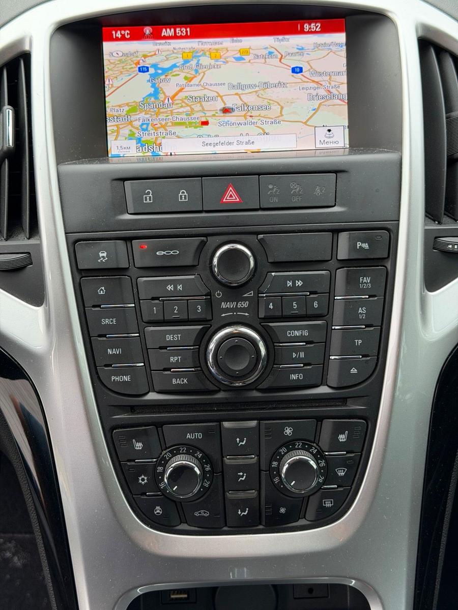 Opel Astra 2015 — photo 11