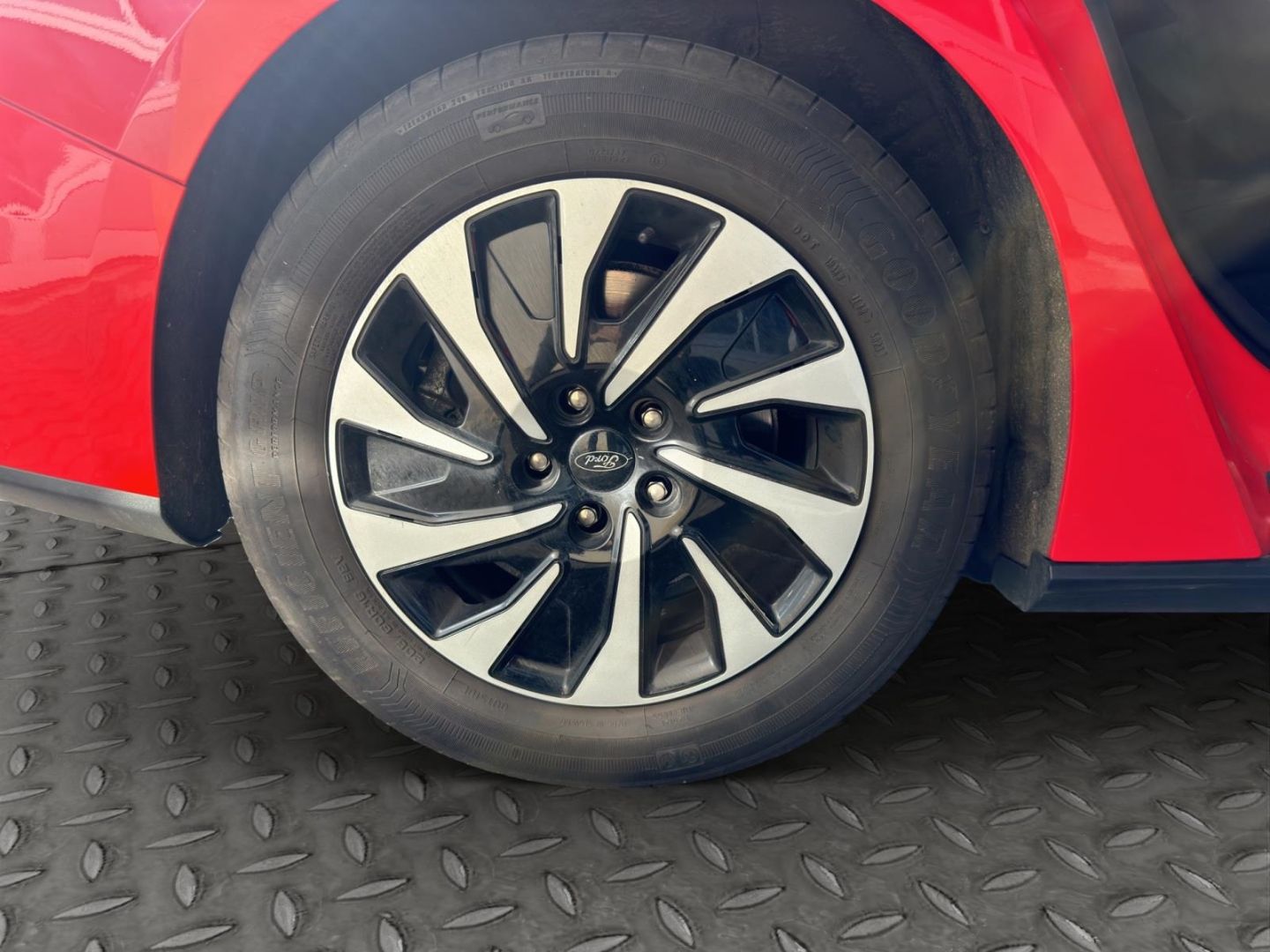 Fahrzeugabbildung Ford Focus Turnier Titanium 1.5 EcoBlue EU6d