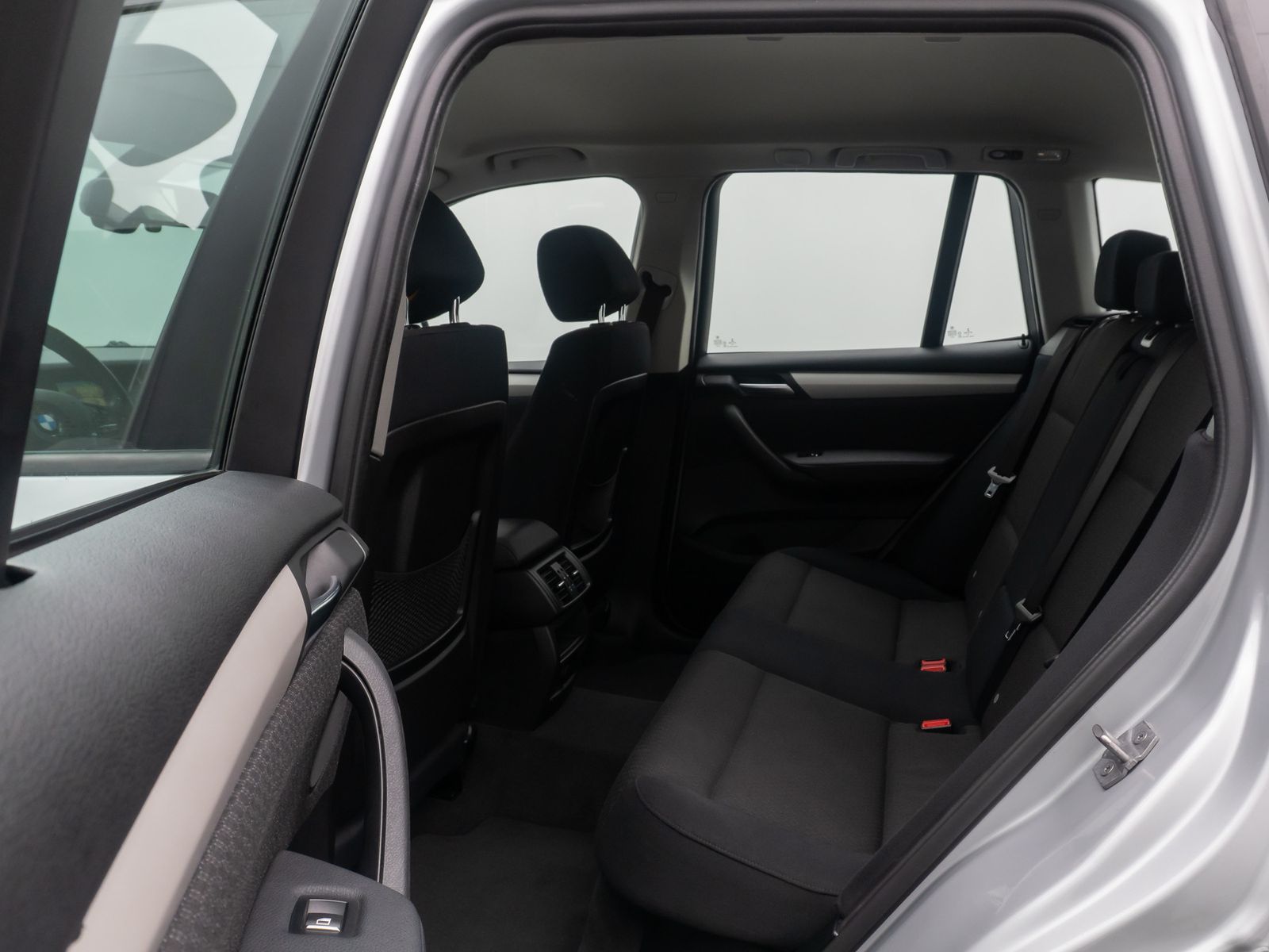 Fahrzeugabbildung BMW X3 xD20d Xenon GeschwindigReg PDC FernlichtAssis