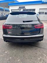 Audi S6 4.0 TFSI quattro S tronic Avant  - schwarze Audi S6