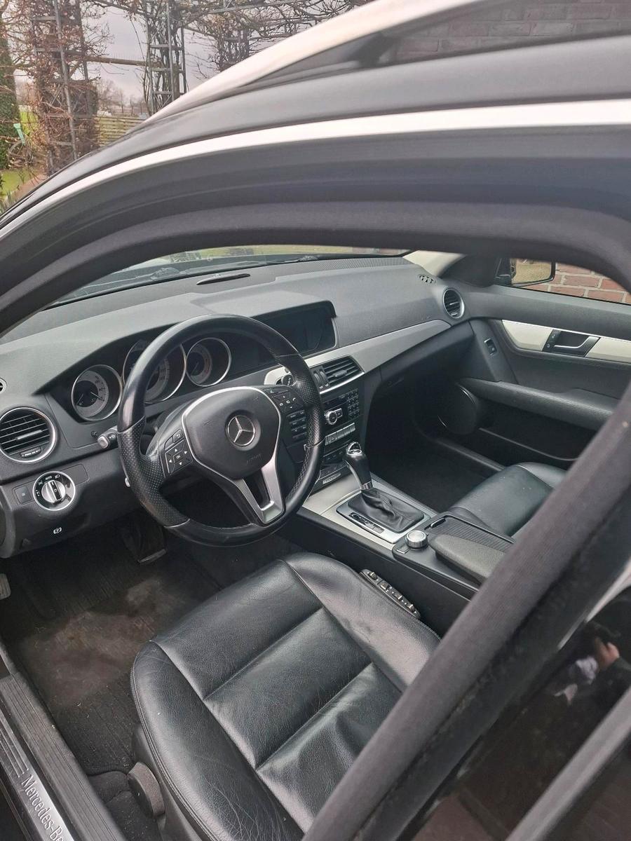 Mercedes-Benz C220 2013 — photo 5