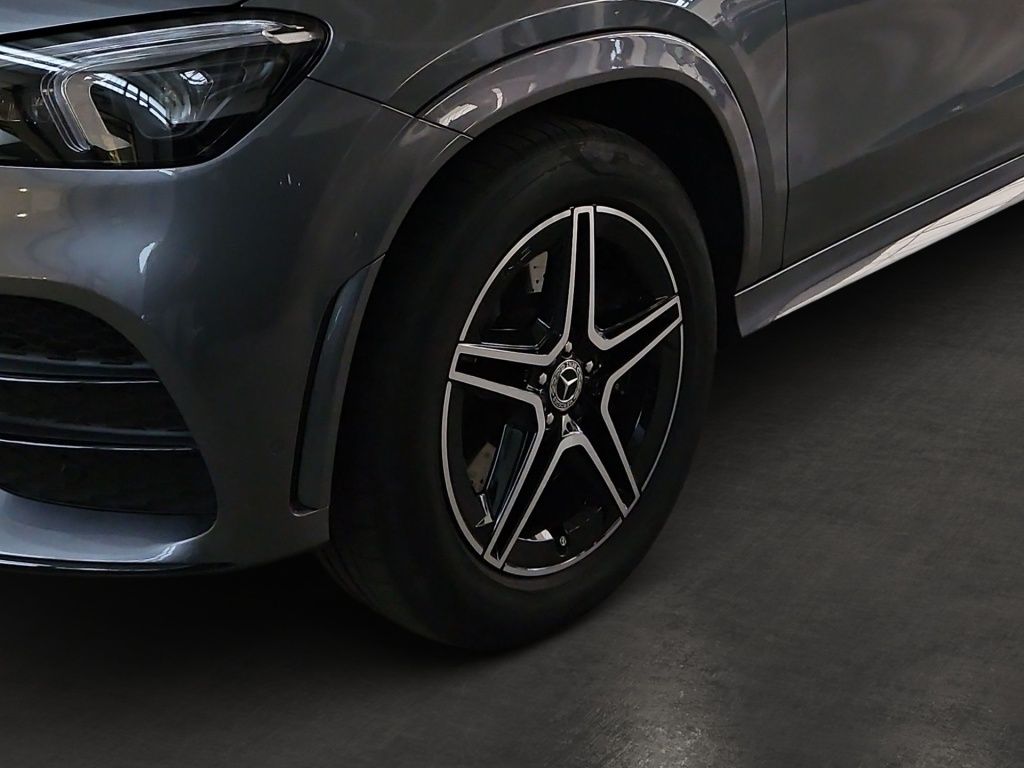 Fahrzeugabbildung Mercedes-Benz GLE 450 4M AMG SDHZ Pano Airmatic HUD 360° LED