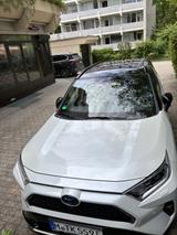 Toyota RAV 4 2.5 Plug-In Hybrid Auto AWD  - Toyota RAV 4 Gebrauchtwagen in München