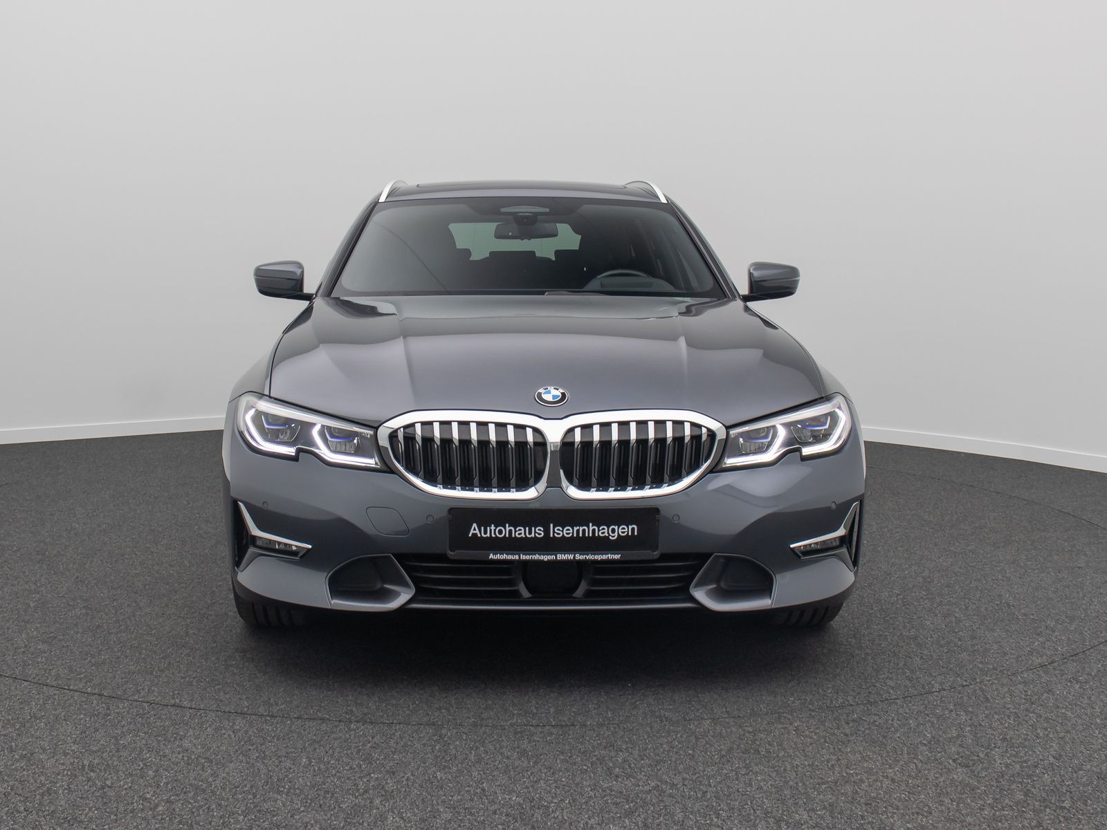 Fahrzeugabbildung BMW 320d xD Luxury Line Panorama Laser HUD DAB H/K