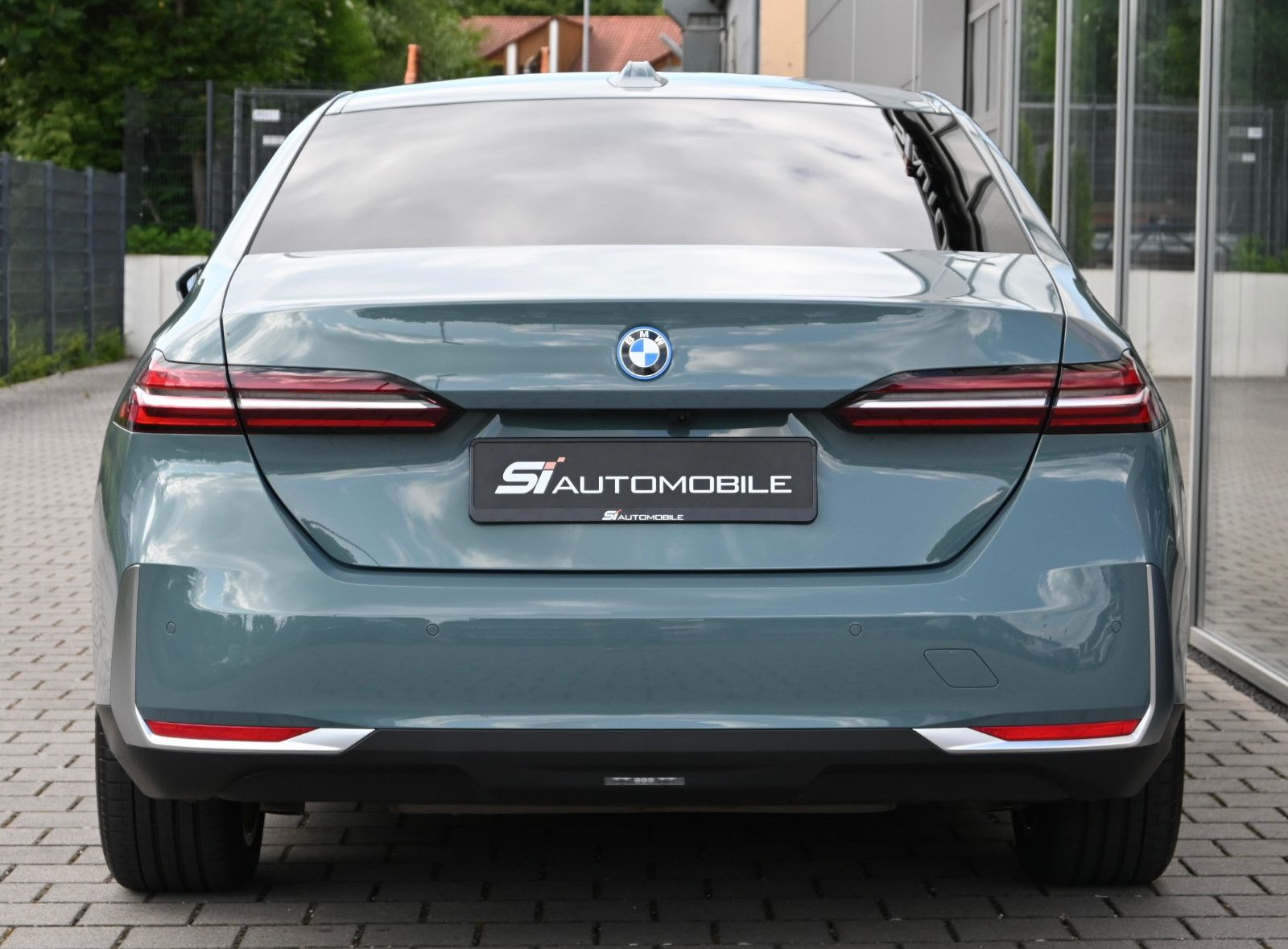 Fahrzeugabbildung BMW 550e xDr. °UVP 99.529€°ACC°SITZLÜFTUNG°360°HARM°