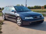 Audi S4 2.7 quattro Avant - mingblau - Audi S4 aus 2000: Kombi