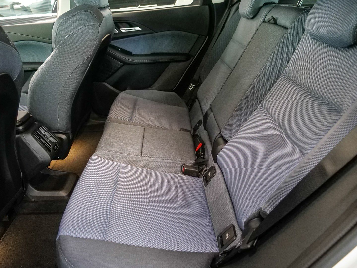 BMW 225 Active Tourer - Bild 15