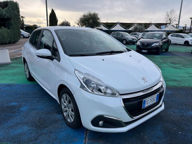 Peugeot 208 BlueHDi 75 5 porte Allure