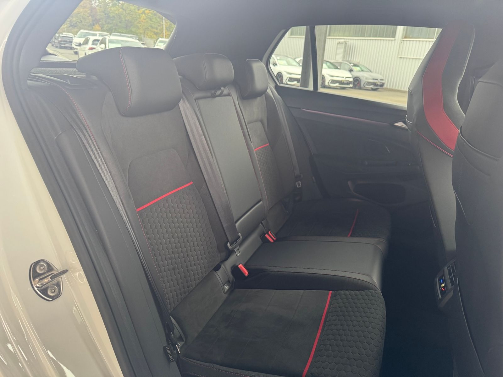 Volkswagen Golf - Bild 31