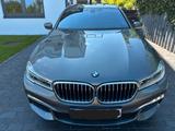 BMW 750Li xDrive M SPORT SKY LOUNGE MASSAGE SOFT HUD - BMW 7er Reihe von privat