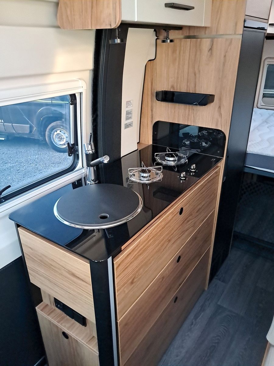 Fahrzeugabbildung Karmann Dexter DE 580 Concept Paket, Rückfahrkamera