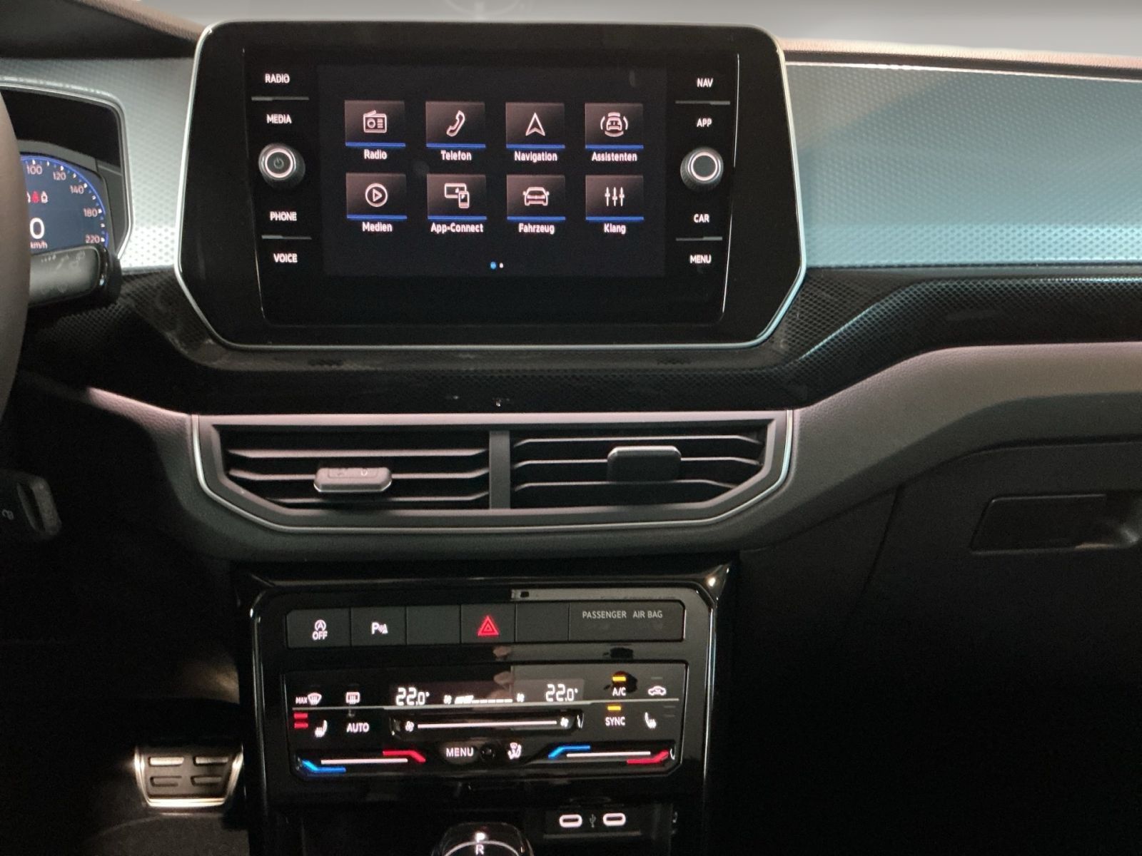 Volkswagen T-Cross - Bild 10