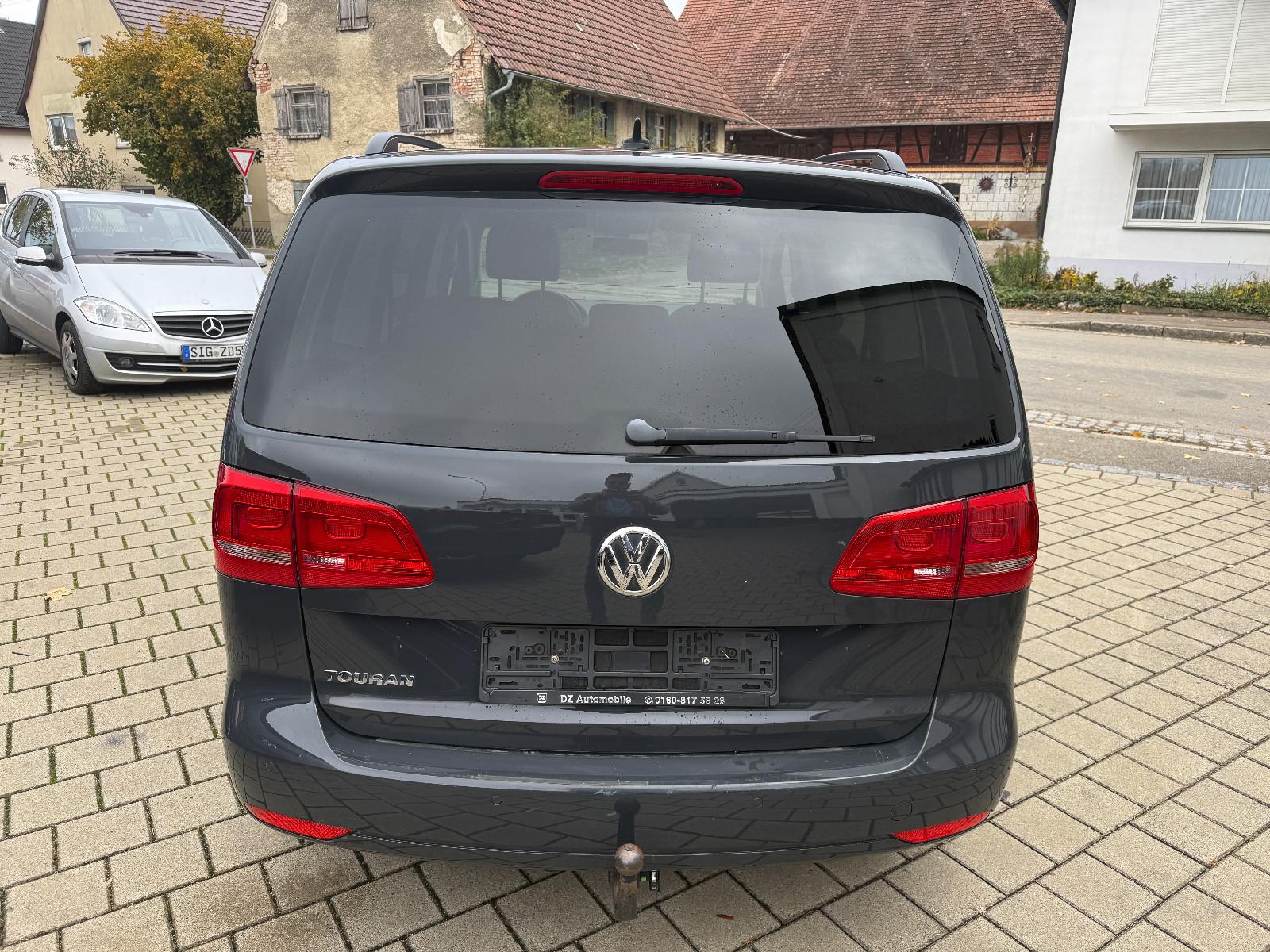 Volkswagen Touran 2015 — фото 5