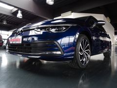 VW Golf TDI Style/ DSG/ Navi/ LED/ PDC/ STHZ/ AHK