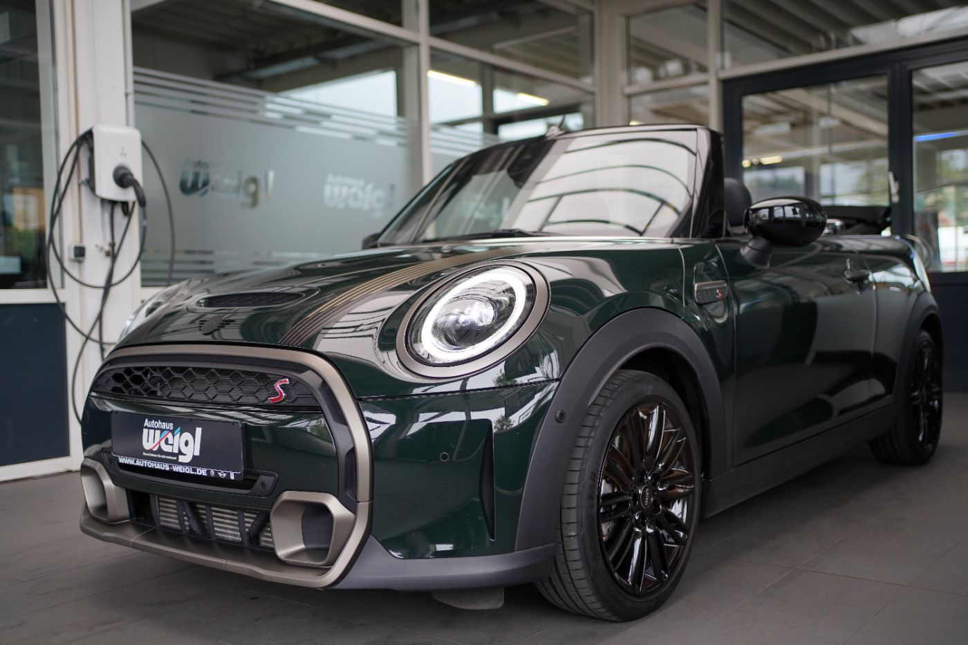 Fahrzeugabbildung MINI Cooper S Cabrio Parkassist+LED+HeadUp+Komfortzug