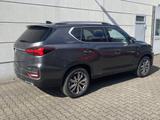 Ssangyong Rexton 2.2 E-XDI 4WD 8AT MY25  Lux 3.5t AHL GSD  - Ssangyong mit Diesel-Antrieb: Geländewagen, Automatik