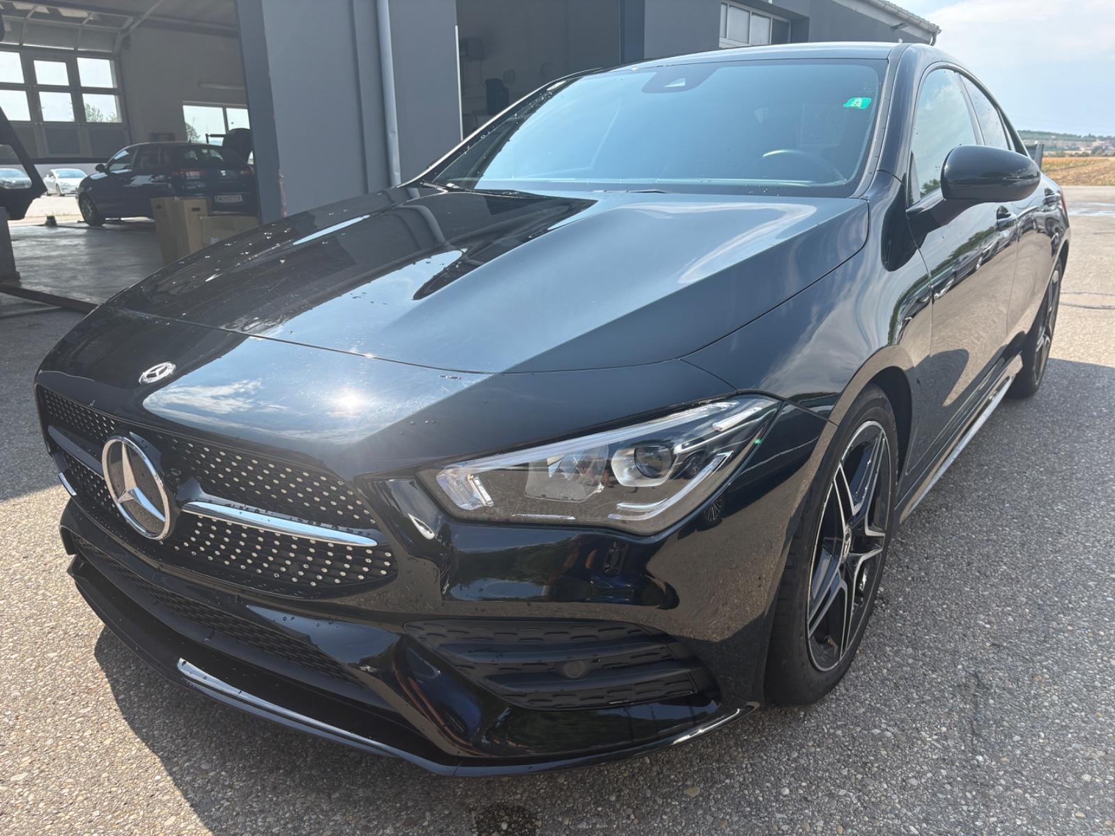 Mercedes-Benz CLA 180