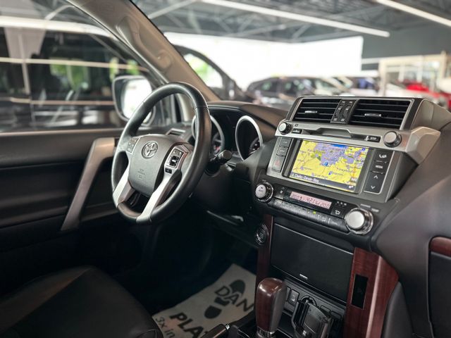 Toyota Land Cruiser  Executive