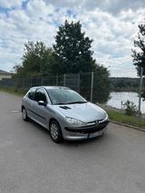 Peugeot 206 2005 mit nur 110.000km - Peugeot 206: 0km