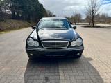 Mercedes-Benz C 240 ELEGANCE/AUT/SHZ/Schiebedach - Mercedes-Benz C 240 Gebrauchtwagen