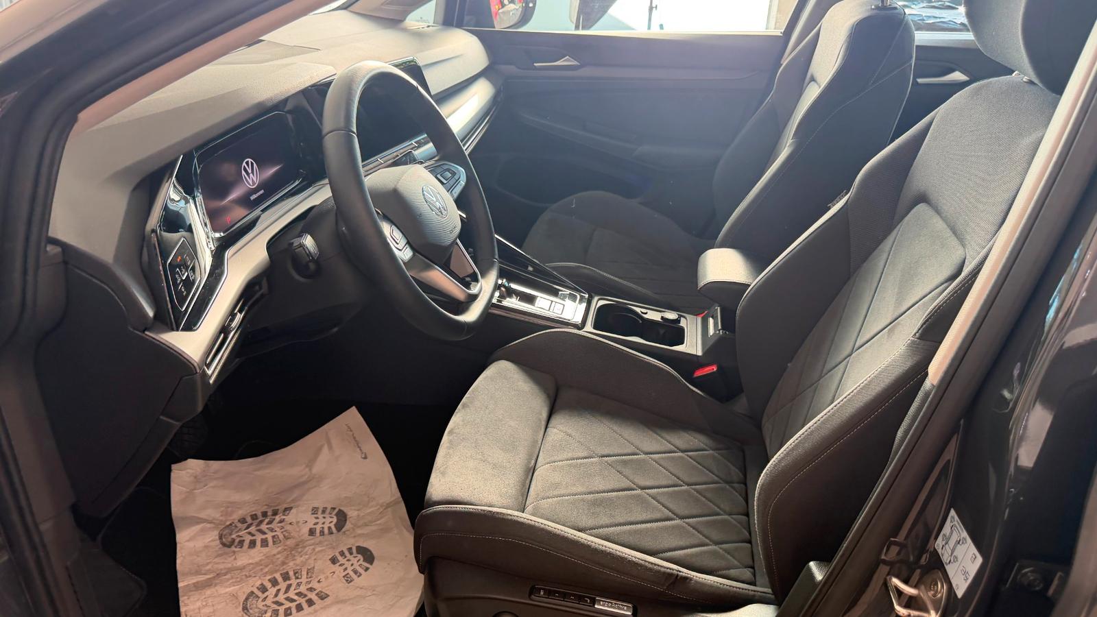 Volkswagen Golf VIII Style eTSI, миниатюра 9