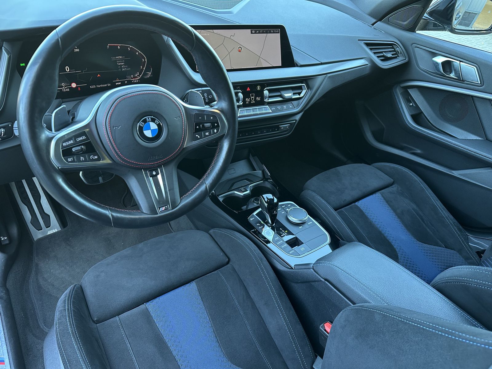 Fahrzeugabbildung BMW 128ti 5-Türer Individual NAV+LED+KAMERA+18ZO+VC