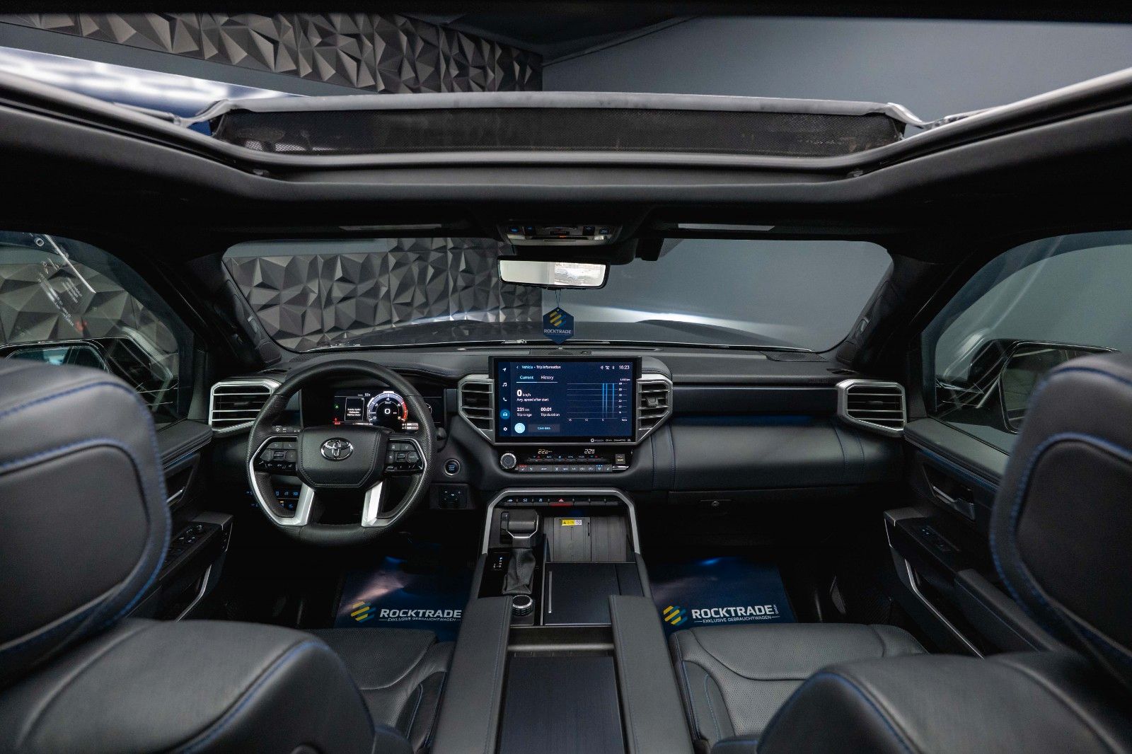 Fahrzeugabbildung Toyota Tundra PLATINUM 3.4L V6 4x4 *100%Options*19%VAT*