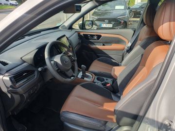 Bild 6 Subaru Forester 2.0ie e-BOXER Platinum Lineartr