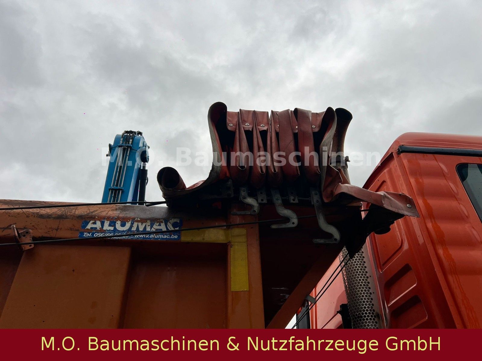 Fahrzeugabbildung MAN TGS 26.440 / 6x6 /3-Seitenkipper / Plane / AC /