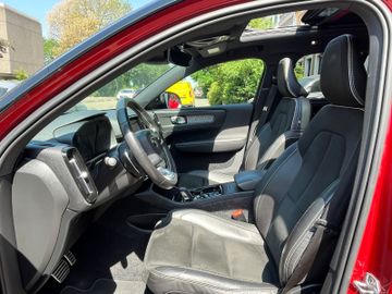 Volvo XC40 - 12
