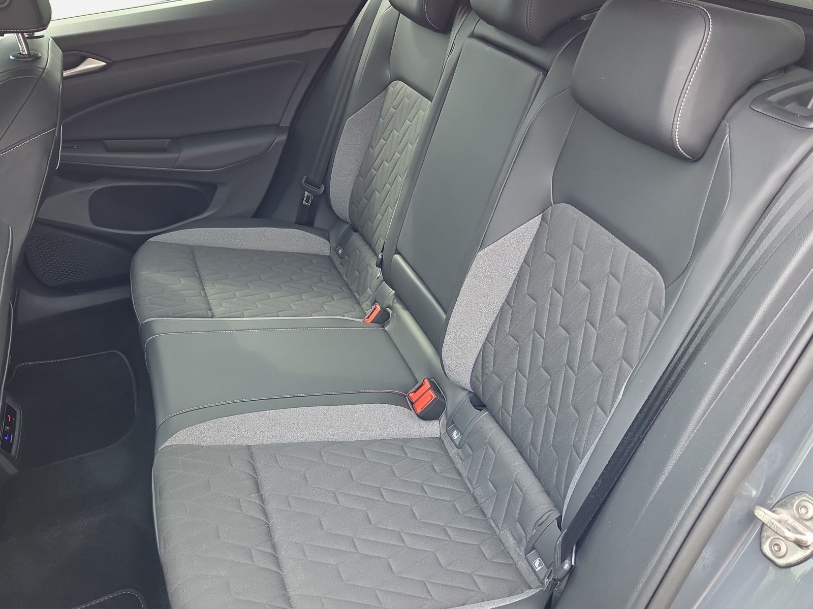 Volkswagen Golf - Bild 16