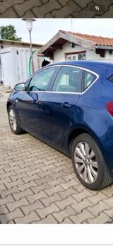 Opel Astra Innovation J Lim. 5türig Euro 5... - Opel Astra: Türig