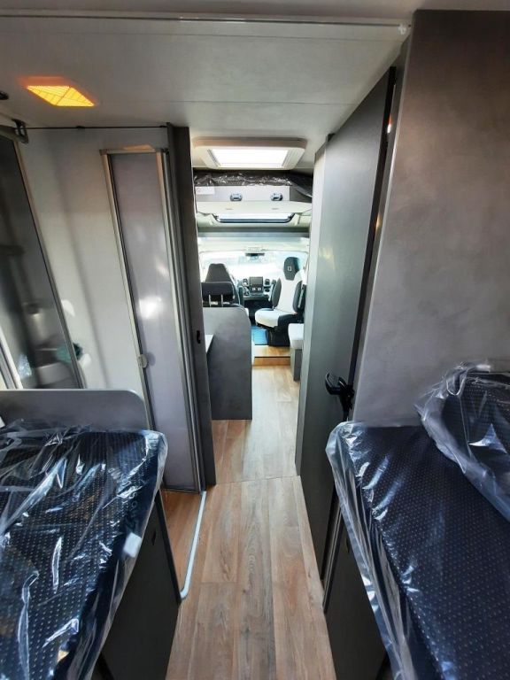 Fahrzeugabbildung Crosscamp EXPDN 7.4 E Verfüg./Sparen Sie 4.159,- €