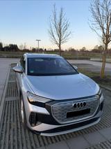 Audi Q4 e-tron 50 quattro - S-Line, Anschlussgarantie - Audi Q4 e-tron von privat