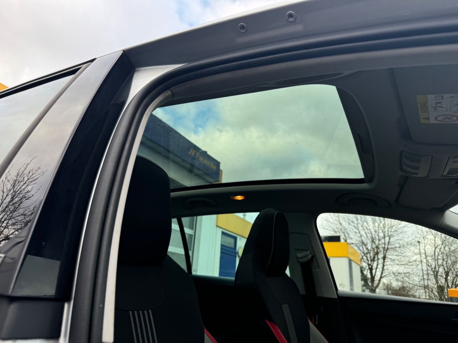 Fahrzeugabbildung SKODA Rapid Spaceback Monte Carlo Panorama+Sitzheizung