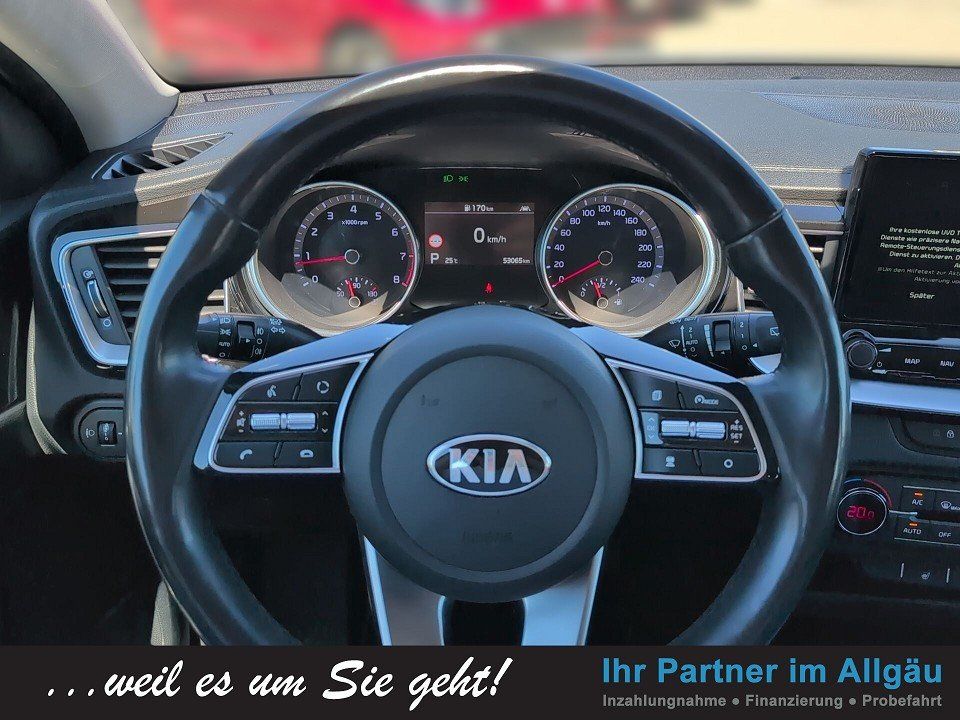 Fahrzeugabbildung Kia CEED 1.4T DCT SPIRIT GARANTIE-7.28 TEC/NAV-P 1HD
