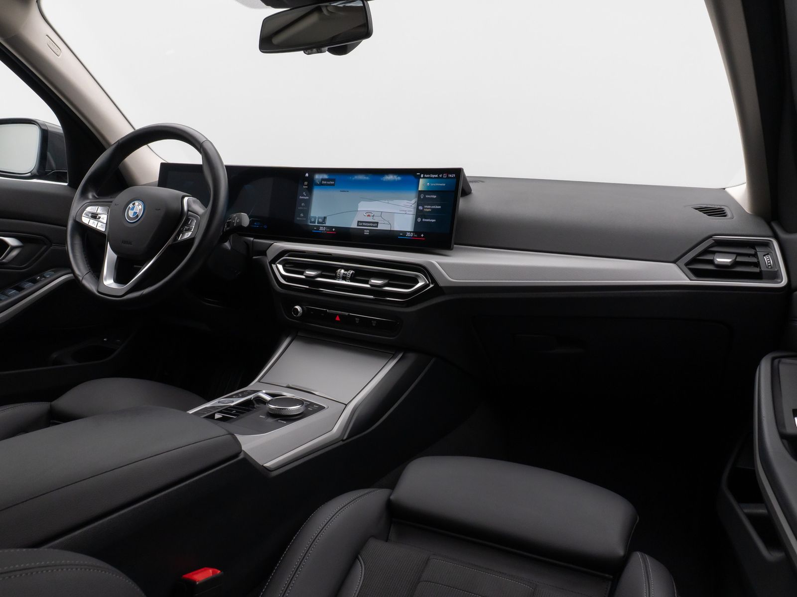 Fahrzeugabbildung BMW 320e 360°DAB MDach Leder ACC Komfort Alarm Sport