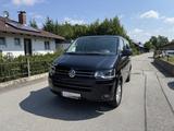 Volkswagen T5 Multivan Highline - schwarze Volkswagen T5 Multivan