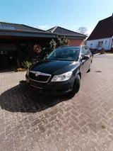 Skoda Octavia 1.6 Classic Combi Classic - Skoda Octavia: Classic
