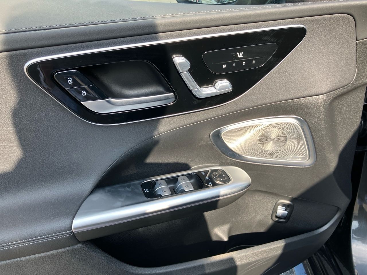 Fahrzeugabbildung Mercedes-Benz C 300 de T AMG+NIGHT+AHK+360°+BURMEST+MEMORY