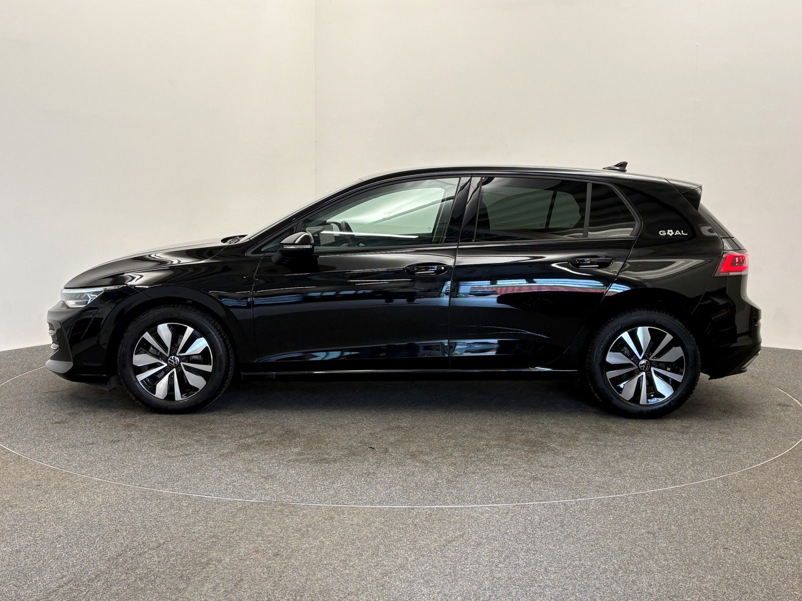 Volkswagen Golf - Bild 4