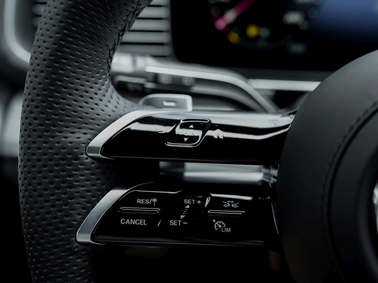 Mercedes-Benz GLE 300 d 4MATIC AMG Night Panorama 360° AHK foto 18