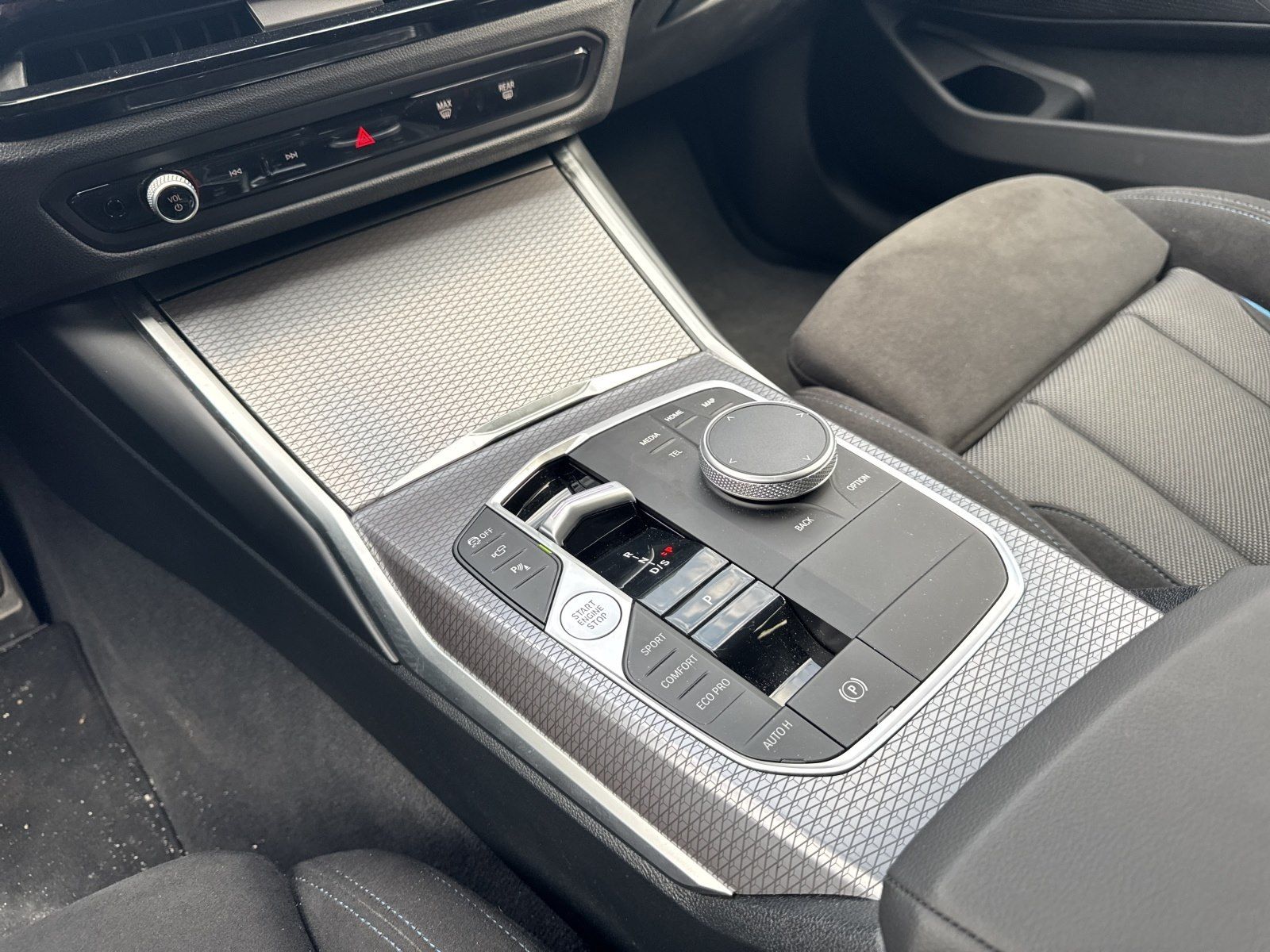 BMW 320 - Bild 12