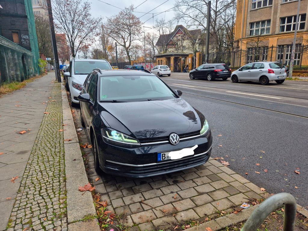 Image of Volkswagen Golf