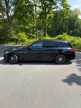 Mercedes-Benz Mercedes C200 T AMG Line LED Kamera 8-fach - Mercedes-Benz C 200 in Leverkusen