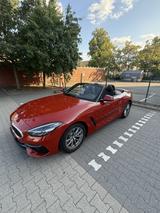 BMW Z4 sDrive20i - Automatik  - BMW Z4: Rot, Leder
