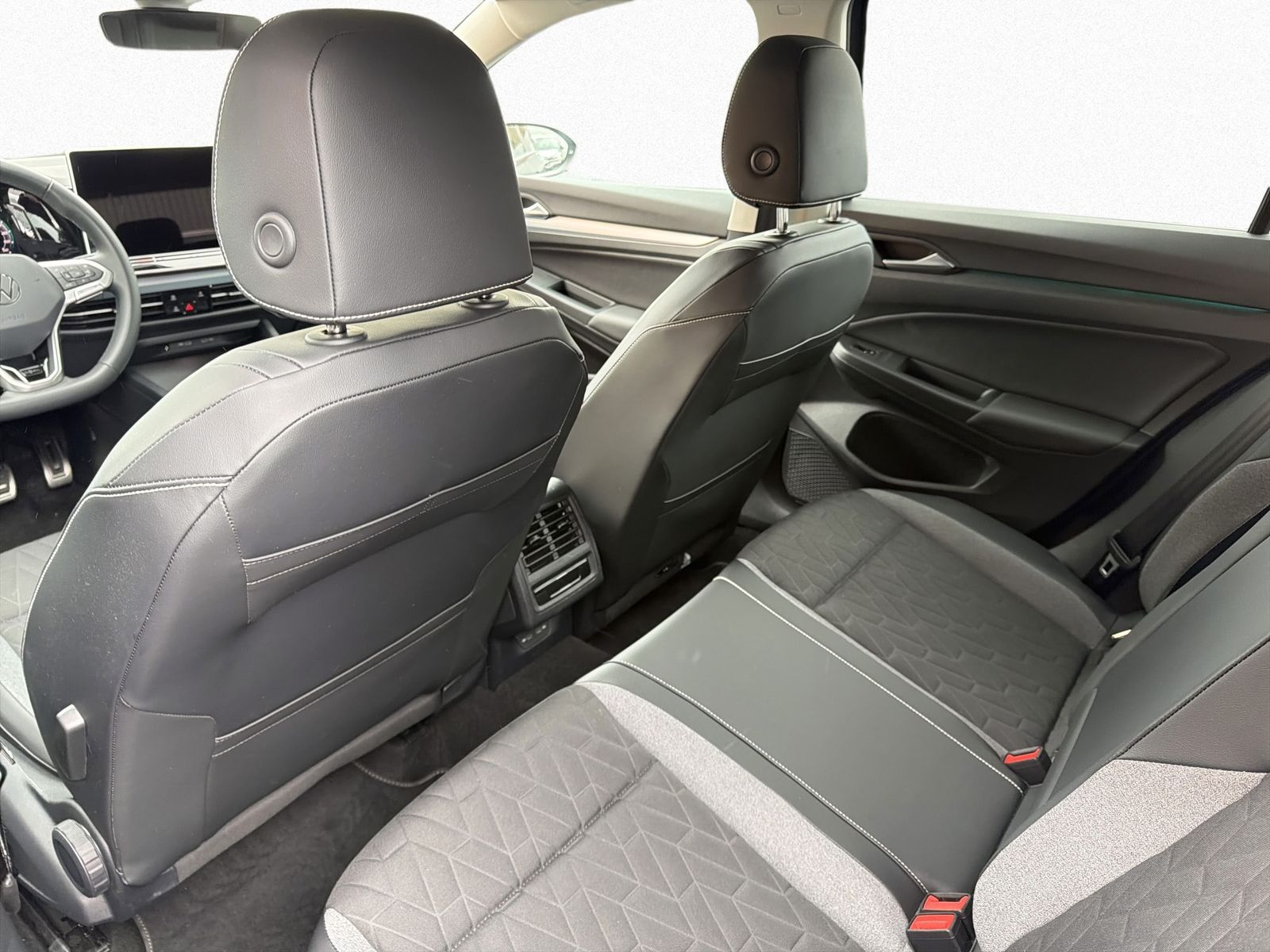Volkswagen Golf - Bild 10