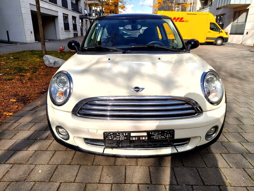 MINI Cooper C 2009
