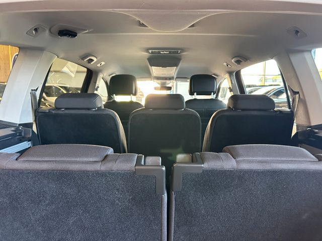 MYAUTOCENTER – Gebraucht- und Jahreswagen mit Werkstattservice in Pfaffenhofen Volkswagen Touran *7.SITZER*STANDHZ*MASSAGE*AHK*KEYLESS*